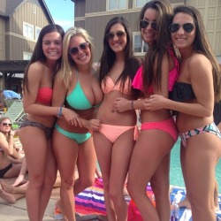 naughtybikini:    Girls Looking Good in a Bikini  