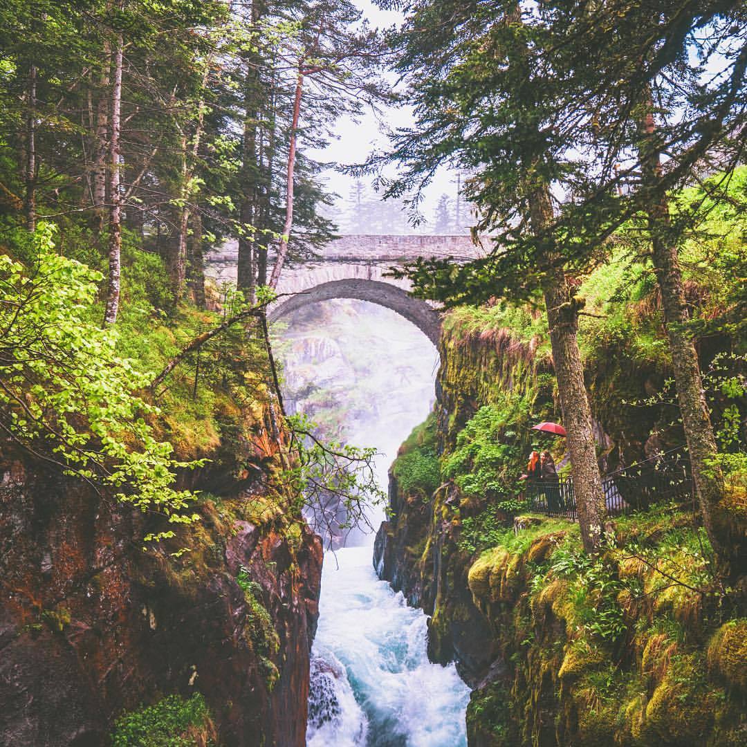 nythroughthelens:
“ France- Mountains of the Pyrenees- Cauterets - Pont d'Espagne (at Pont d'Espagne)
”