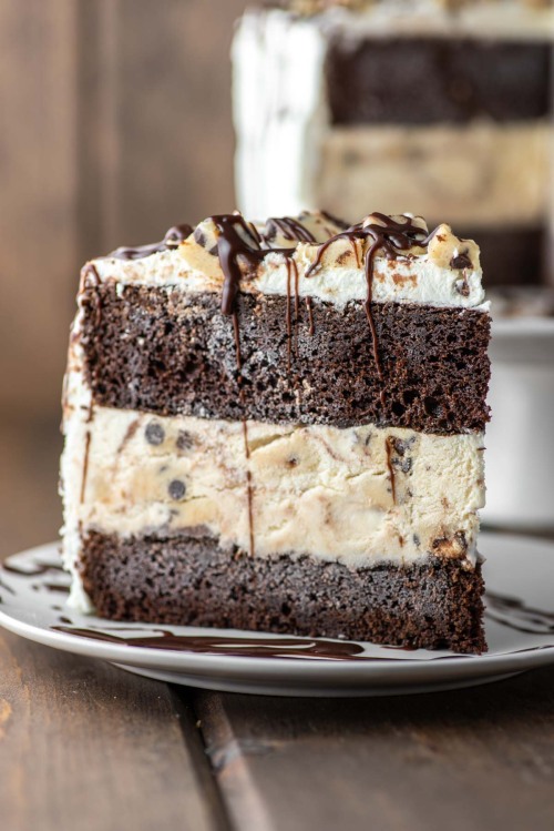 sweetoothgirl:Cookie Dough Ice Cream Cake