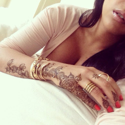 chanel-and-louboutins:  ✝ 