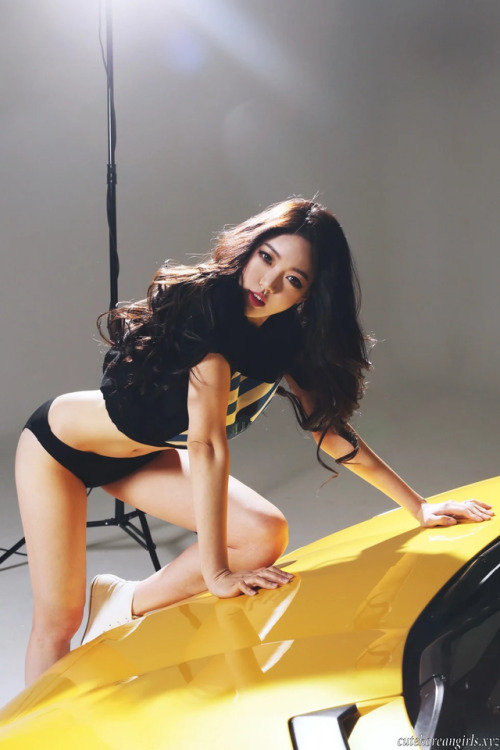 Kpop idol from Bambino Eunsol in sexy Lamborghini. Her instagram.
