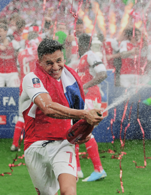 Porn photo oliviergiroudd:  Alexis Sanchez of Arsenal