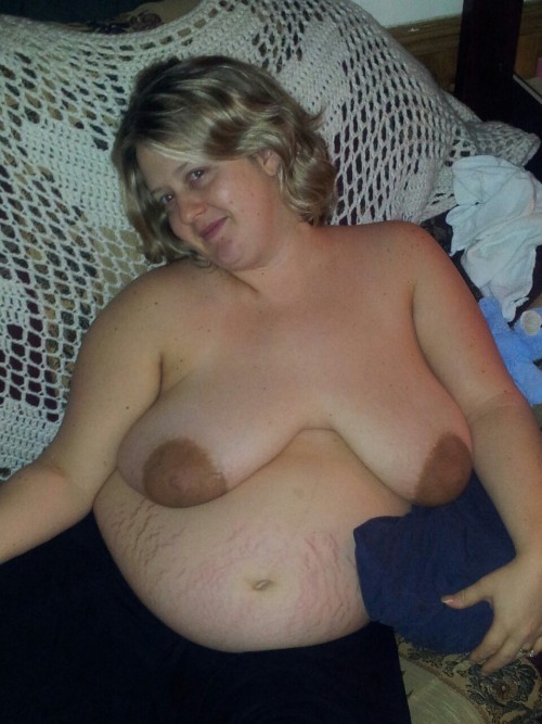 omgfuckmesilly:  nothingbutbbw:  My sexy Angelic_gr8ce  Love those nipples! 