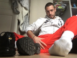 Hot-For-Feet:  Snapchat For Gay Men. Unrestricted And Filthy Beyond Words.&Amp;Gt;