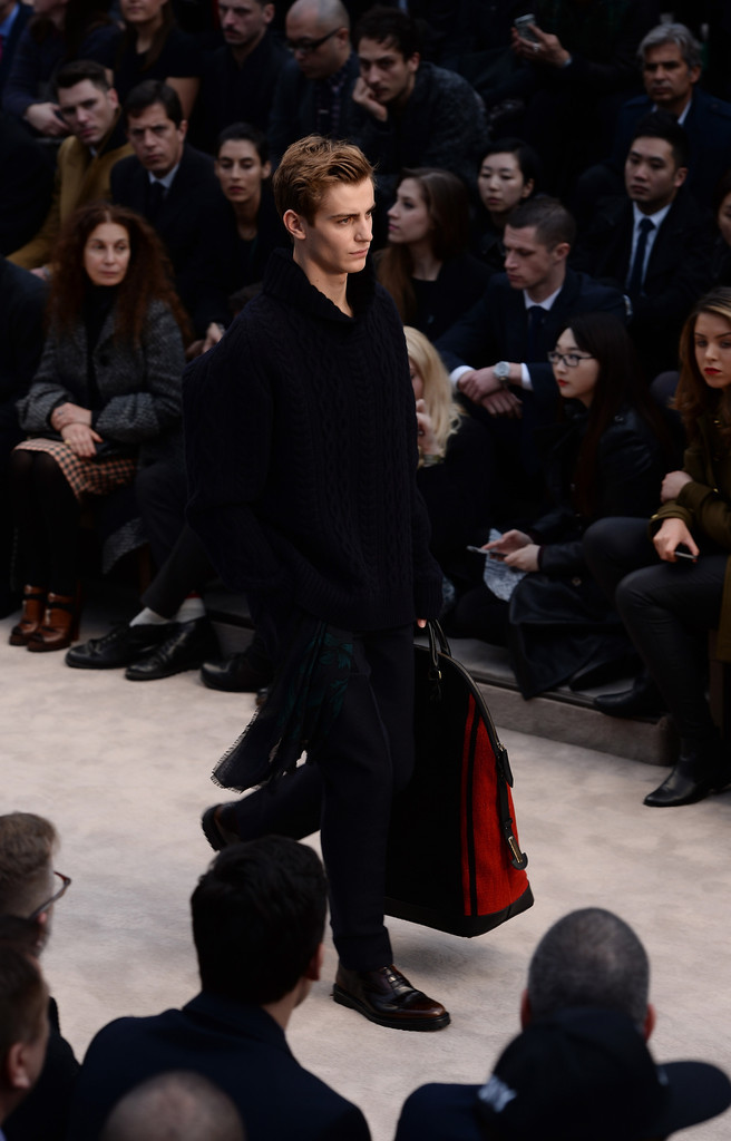 crapes:  fashionloveskarl:  Ben Allen at Burberry F/W 2014   yum