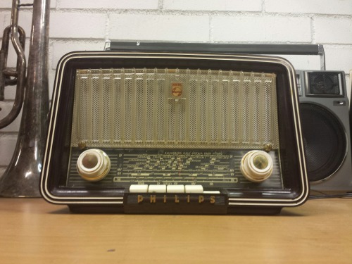 Philips BX253U-19 Tube Radio, 1955