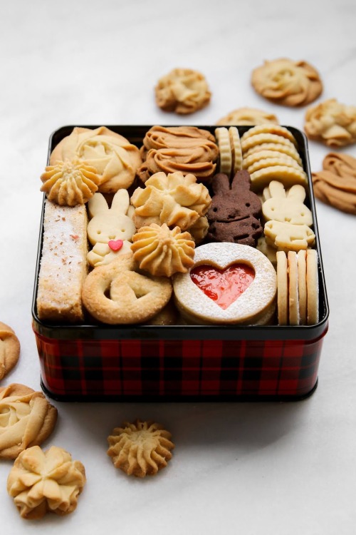 sweetoothgirl:Cute Everyday Japanese Cookie Box 