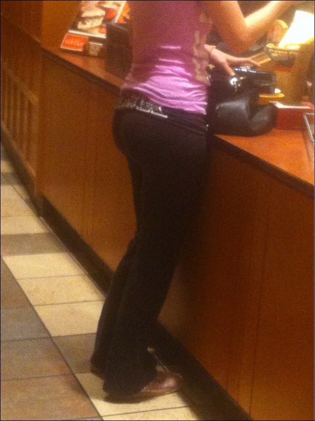 yoga-ass:  girls in yoga pants pictures
