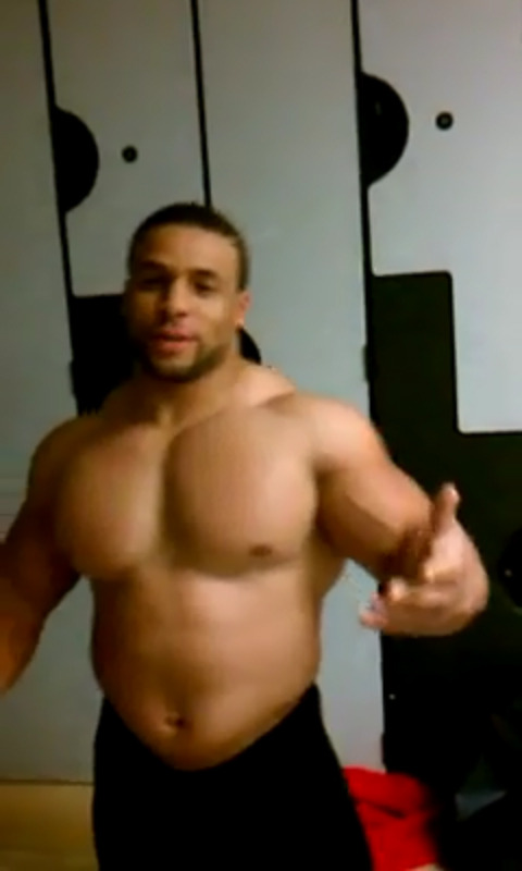 biglars21: drwannabe:  bast10n:  Jovann Rushing  AKA Yohon  look at that chest  ​Jovann