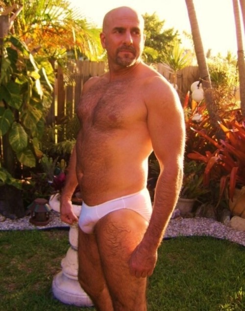 chicagom4m:  If you like pictures and video’s with sexy men like this, follow me at http://www.chicagom4m.tumblr.com11,000+ Followers and 17,000+ images and video clips in the archivesGuys who I find SEXY and videos that excite