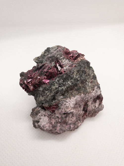 Erythrite Vein in Matrix with CobaltkoritnigiteLocality: Bou Azzer Mine, Amerzgane, Ouarzazate 