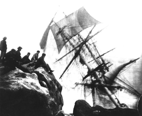 intimesgonebyblog: The Minnehaha wrecks in 1874