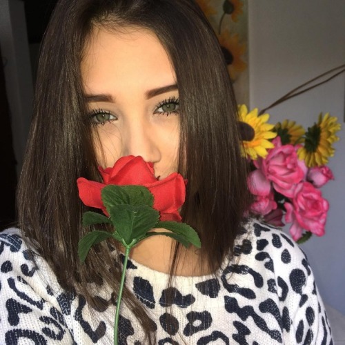 http://streetgrl.tumblr.com/post/162061635597