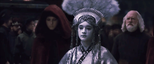 princess-slay-ya: Keisha Castle-Hughes as Queen Apailana in Star Wars Episode III: Revenge of the S