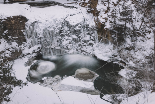 carterwdick:Ramsey Falls From AboveJanuary 28, 2017Alexander Ramsey Park | Redwood Falls, MN