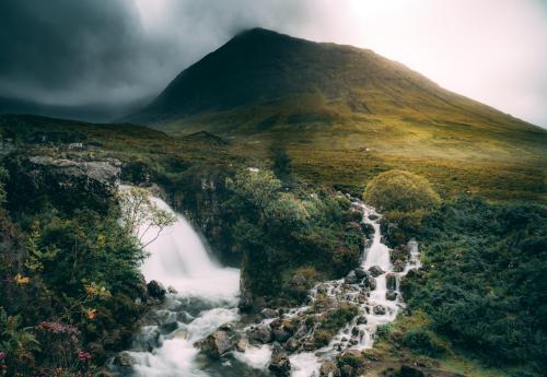 (via Isle of Skye, taken on my visit to your beautiful country last August : Scotland)