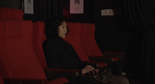 beingharsh:Right Now, Wrong Then (2015), dir. Hong Sang-soo / On the Beach at Night