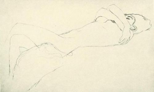 violentwavesofemotion-deactivat:  Reclining Woman With Folded Arms, 1909 by Gustav Klimt. 