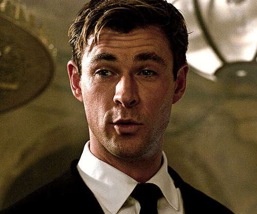 dailyflicks: Chris Hemsworth as Agent H in Men In Black: International (2019) dir.F. Gary Gray