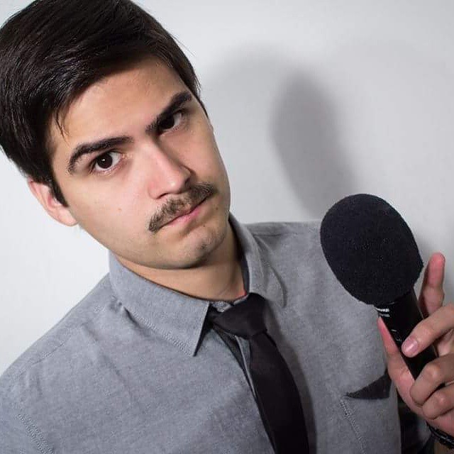 fabiotorrescl:  Me concede una entrevista?