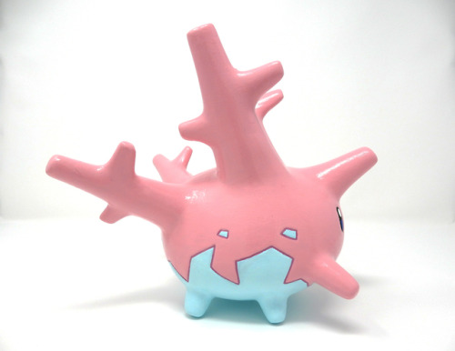 Corsola figure is now finished! This figure is 8in tall and printed with 5 parts. It took a long tim