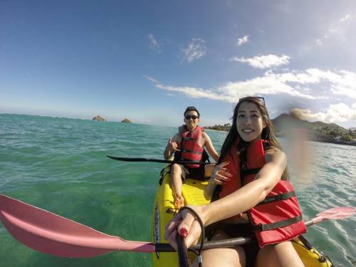 Went kayaking out to mini islands today. #Hawaii #Oahu #kayaking #hangloose (at Kailua Beach)