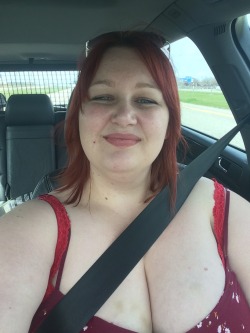 scarletslutmolly:  Driving home from Dallas yesterday.