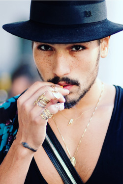 hommehomme:  Willy Cartier Photo by Alt-Beauty.com