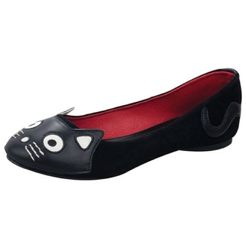 Nothing like a comfy pair of TUK Kitty flats in this warm weather! Especially when they&rsquo;re