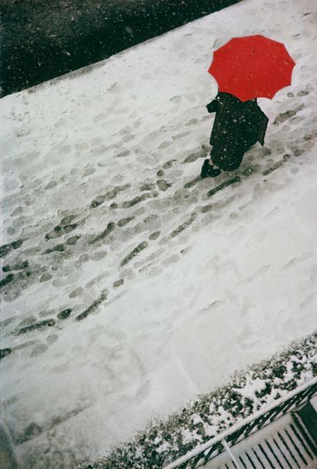 poboh:Footprints, ca 1950, Saul Leiter. American, adult photos