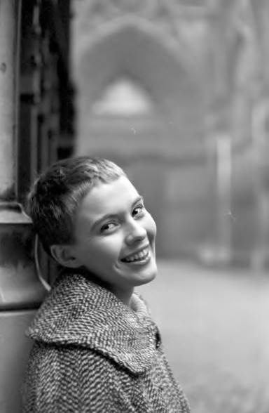 deshistoiresdemode:Jean Seberg at the cathedral in Rouen _ Photo by Jack Garofalo,