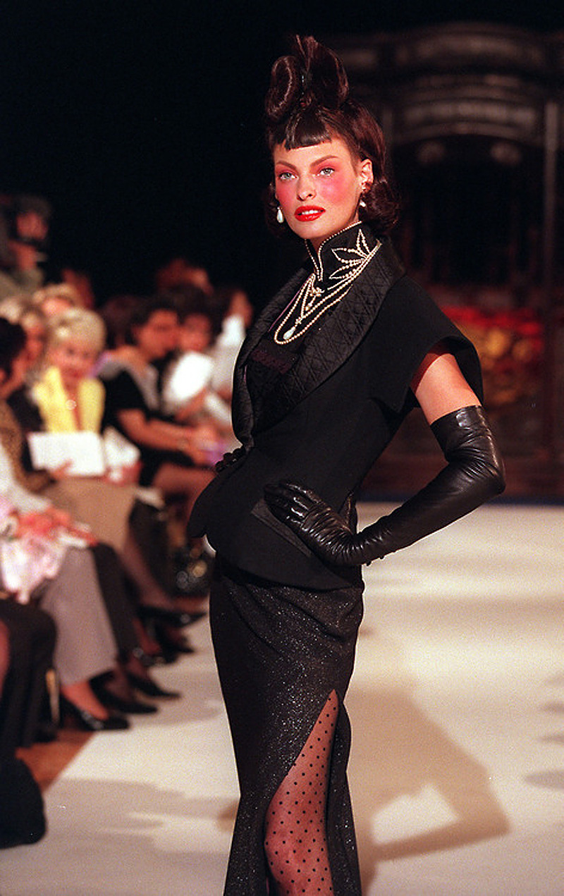 John Galliano Fall 1997 Ready-to-Wear Fashion Show