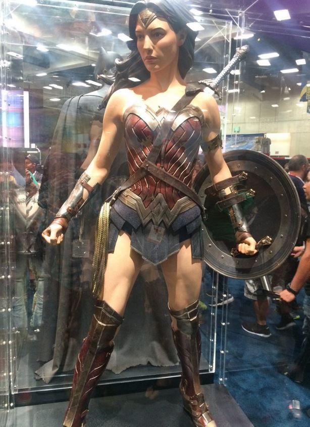 GUEST POST: 'Wonder Woman'—Armor vs. Underwear & Why It Matters - We So Nerdy