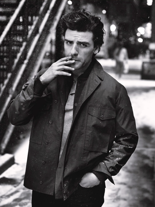 cap2 - Oscar Isaac by Mark Seliger