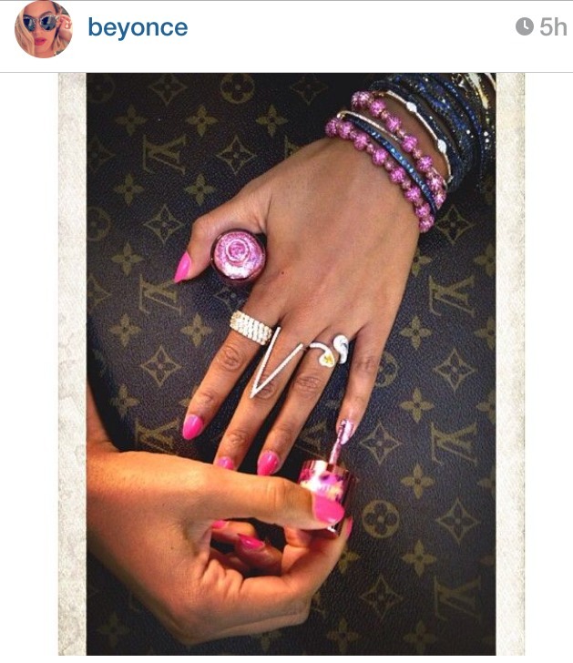 keri hilson copies everything: Photo