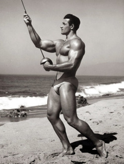 buzz-o-graph:Bob McCune photographed by Bruce of L.A.