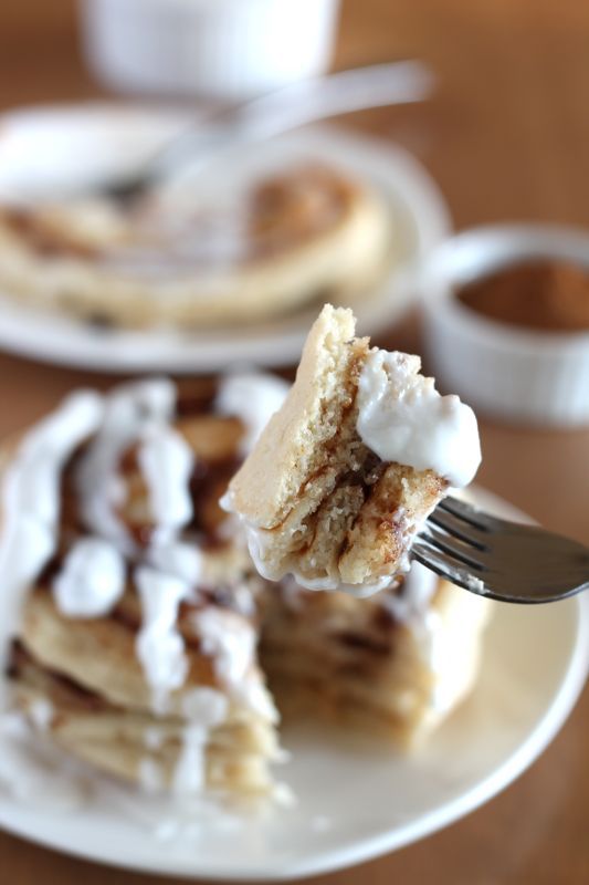 veganfoody:  Cinnamon Roll Pancakes