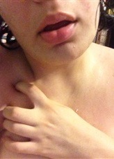 whimper-ing:  I like my lips and fingers