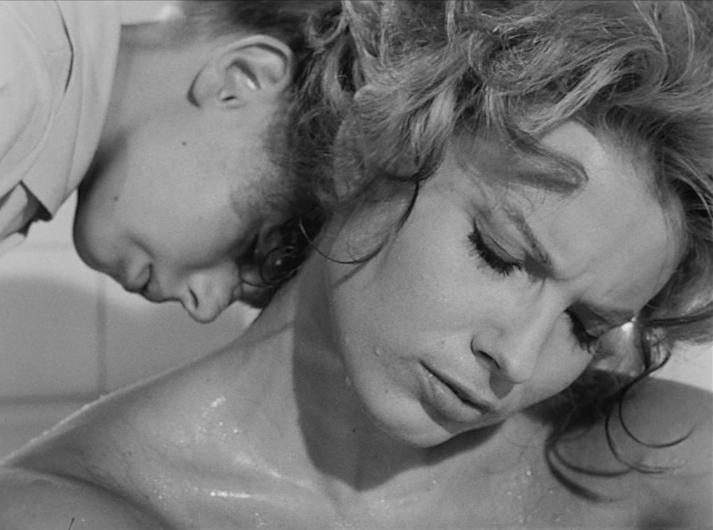 ozu-teapot:    Tystnaden (The Silence) | Ingmar Bergman | 1963  Gunnel Lindblom,