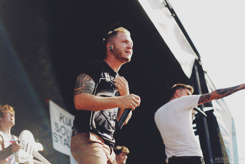 inevershouldvelovedyou:  digitaldeceit-blog: Dave Stephens by itsariellejphotos on Flickr.   ✞ band & tattoo blog here ✞
