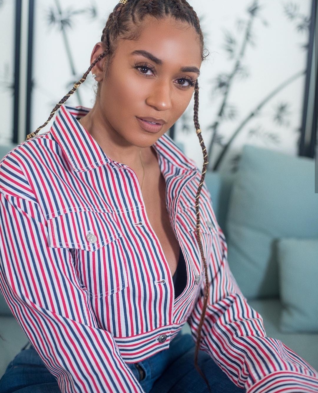 kingjazziedad:     DeliciouslySexy. Curvy. BootiDelicious Mami….. Ms Brithaname