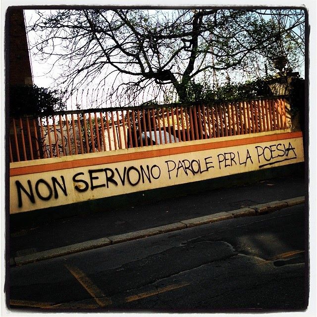 scrittosulmuro:  source