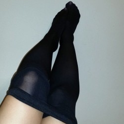 herhosiery:  Black tights… #pantyhose #nylons