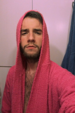 bitch-of-a-living:I may or may not have stolen my mum’s bathrobe  http://www.instagram.com/diego.cereda/