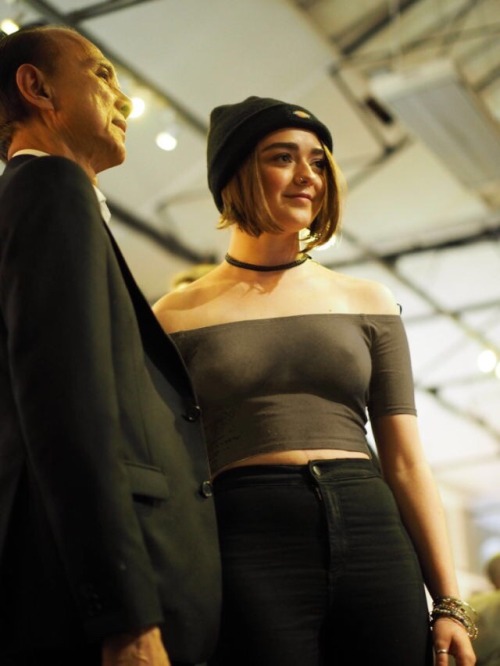 celebsn1: Maisie Williams shnyyp.tumblr.com
