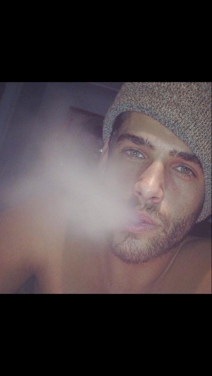 profanobrasil:  outboundny:  BEAUTIFUL SMOKE     Falk Smoker  Profane Brazil  https://www.tumblr.com/blog/profanobrasil http://profanobrasil.tumblr.com/archive   