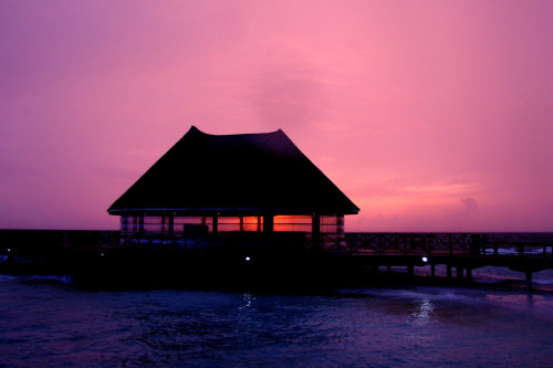 Sun Downers Bar at Bandos Maldives goo.gl/w2VL4