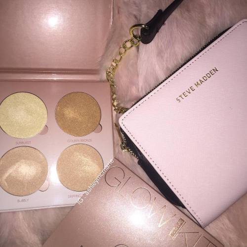 classsybeauty:fabcoquette:glamcocoa:That Glow ✨ IG : ashleymcmarie♕ ℉αβ ℂoℚuℯttℯ Classsybeauty