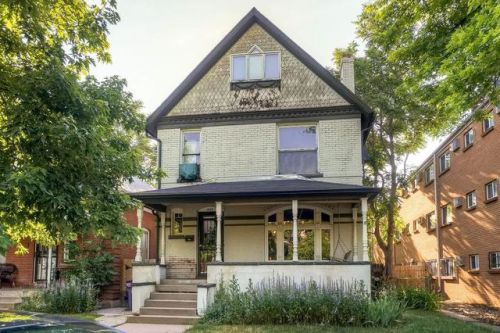 $398,063/2 brDenver, COstairs to nowhere!
