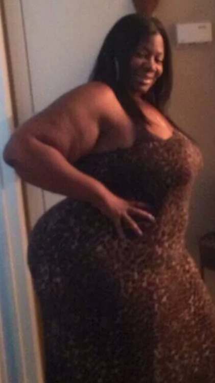 http://supersizebbw.tumblr.com/post/107008966662